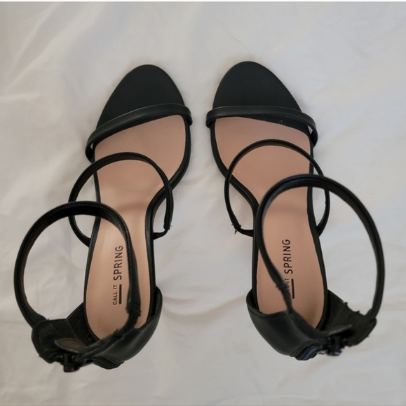 Black Heel Sandal - Call it Spring - Size 8 - Picture 7 of 10